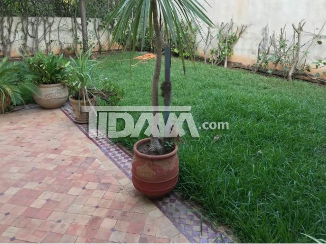 Villa de 280 m2 dans Résidence gardée à Californie