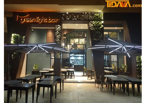tidama Restaurant:Green Light Box