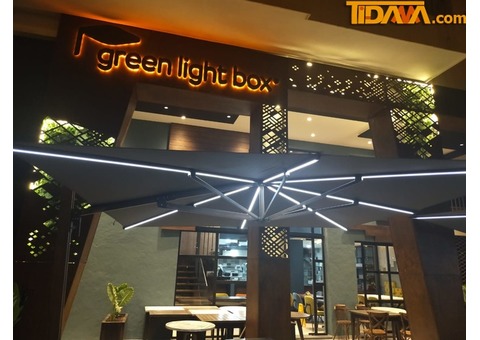 tidama Restaurant:Green Light Box